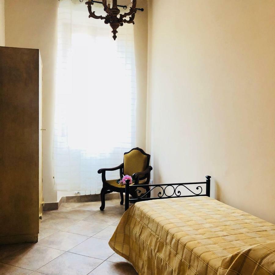 Casa Vacanze La Torretta Sutri Ngoại thất bức ảnh