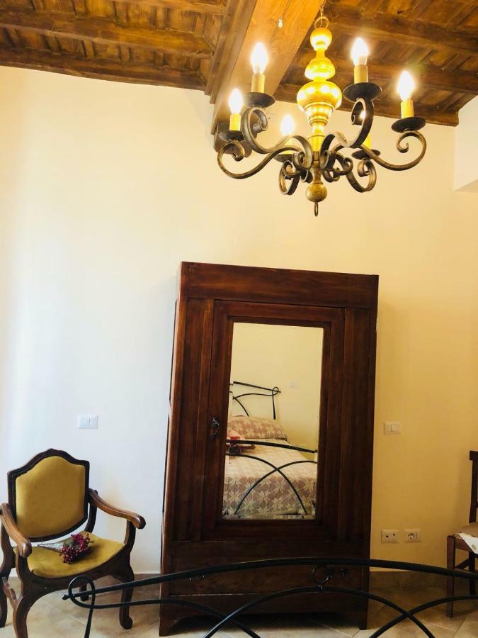 Casa Vacanze La Torretta Sutri Ngoại thất bức ảnh